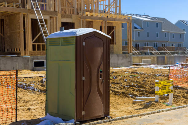 Porta potty delivery and setup in Chicago Ridge, IL
